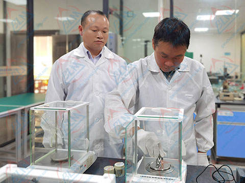 力学亚洲香蕉在线观看图片